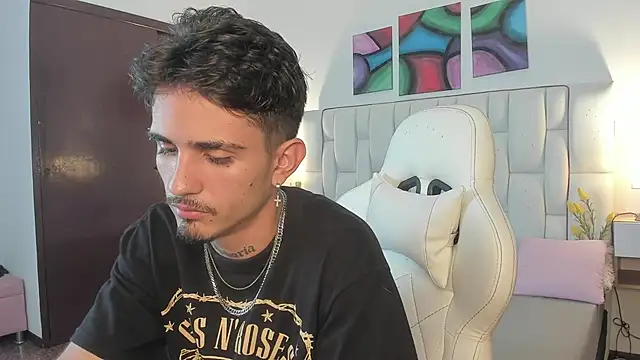 nextboywell1 online show from April 12, 2026, 3:10 am