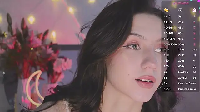 Snapshot of KendalHottt chatting on November 9, 2025, 5:33 am KendalHottt online show from November 9, 2025, 5:33 am