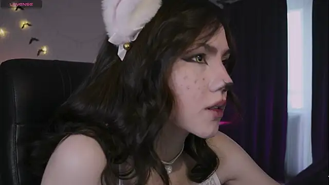 Snapshot of KendalHottt chatting on October 30, 2025, 3:38 am KendalHottt online show from October 30, 2025, 3:38 am