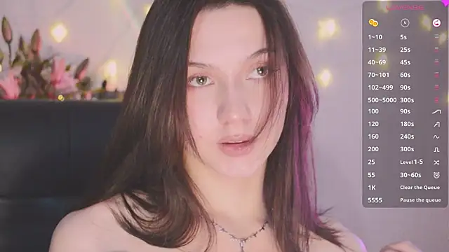 Snapshot of KendalHottt chatting on November 8, 2025, 6:28 am KendalHottt online show from November 8, 2025, 6:28 am