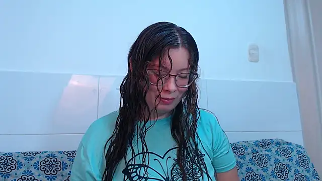 Snapshot of zoewhite2 chatting on November 29, 2025, 9:04 pm zoewhite2 online show from November 29, 2025, 9:04 pm