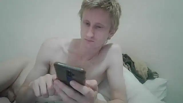 Snapshot of tcute0 chatting on April 29, 2026, 7:23 am tcute0 online show from April 29, 2026, 7:23 am