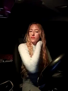 DeeA Blondy online show from October 5, 2025, 3:30 am