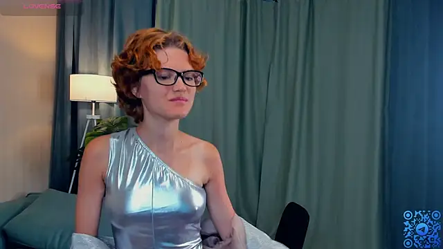 EdlinGathright online show from October 27, 2025, 4:13 am