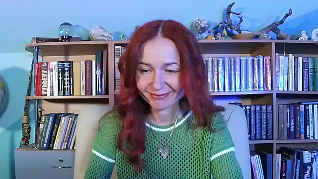 Foxilady357 online show from April 15, 2026, 1:26 pm