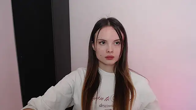 Ariella ari online show from October 8, 2025, 12:50 pm