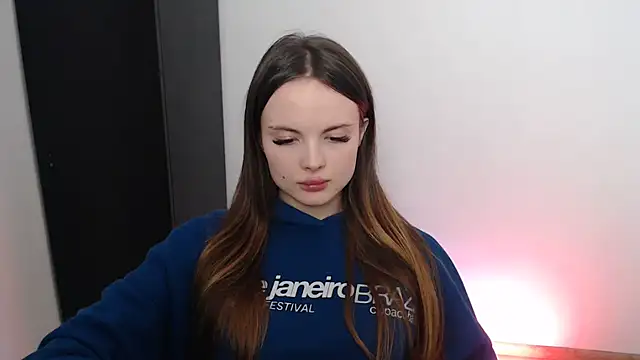 Ariella ari online show from September 12, 2025, 12:27 pm