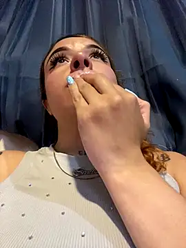 Snapshot of haally-mll chatting on September 11, 2025, 12:21 am haally-mll online show from September 11, 2025, 12:21 am