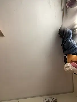 Snapshot of haally-mll chatting on September 16, 2025, 6:20 pm haally-mll online show from September 16, 2025, 6:20 pm