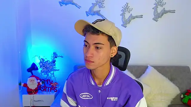 yulian vasquez online show from January 8, 2026, 12:33 pm