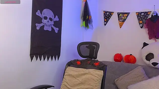 yulian vasquez online show from October 27, 2025, 12:28 pm