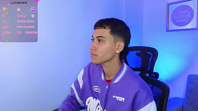 yulian vasquez online show from September 19, 2025, 12:20 pm