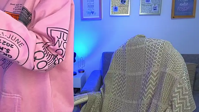 yulian vasquez online show from December 3, 2025, 12:26 pm