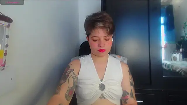 Mitsuha gate online show from January 18, 2026, 1:58 pm