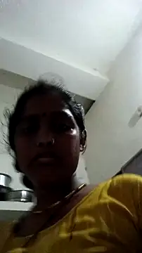 Snapshot of Guriya0076 chatting on May 22, 2026, 2:37 pm Guriya0076 online show from May 22, 2026, 2:37 pm