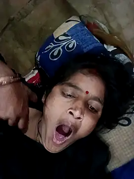 Guriya0076 online show from February 17, 2026, 6:49 pm