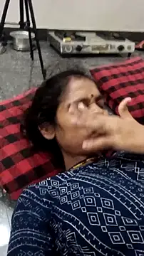 Guriya0076 online show from September 17, 2025, 10:56 pm