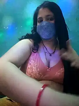 Kaja1919 online show from October 31, 2025, 6:04 pm