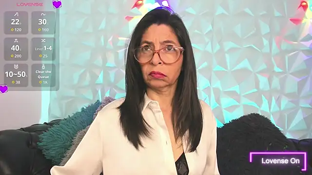 SabinaDeluxe cg online show from December 2, 2025, 12:18 pm