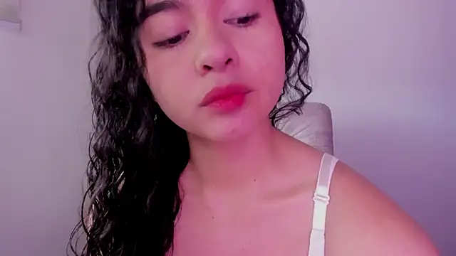 Arianna Jannes online show from November 23, 2025, 5:01 pm