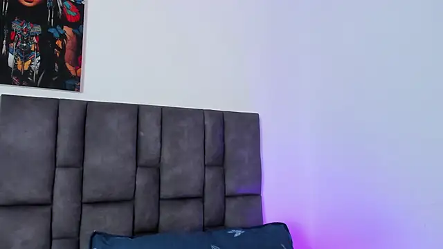 abby jones2 online show from September 12, 2025, 8:08 pm