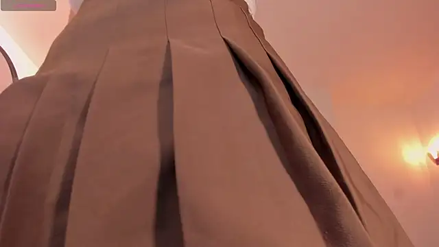 AmbarJames  online show from March 13, 2026, 12:10 pm