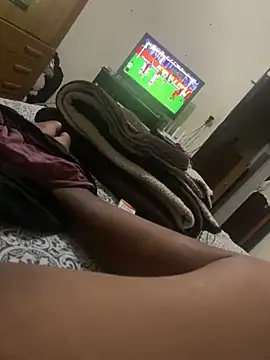 PIROCAGG21 online show from November 15, 2025, 10:47 pm