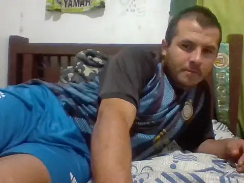 santiii   12 online show from January 7, 2026, 1:21 am