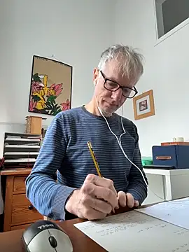 SexyLeon8 online show from December 17, 2025, 9:03 am