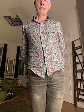 SexyLeon8 online show from November 14, 2025, 10:35 pm