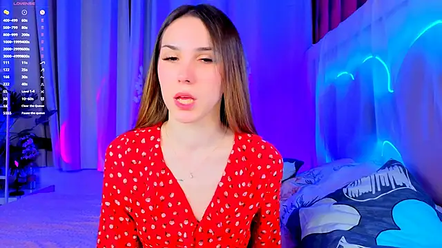 -CindyLou online show from October 18, 2025, 8:44 pm