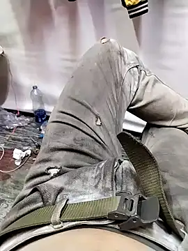 emerryosef online show from April 8, 2026, 9:33 am