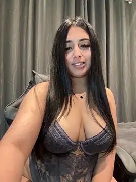 Snapshot of LilMisIndianx chatting on September 10, 2025, 7:29 am LilMisIndianx online show from September 10, 2025, 7:29 am