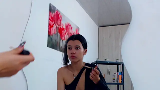 Snapshot of pinky_f00x chatting on February 24, 2026, 7:26 pm pinky f00x online show from February 24, 2026, 7:26 pm