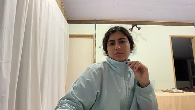 deusaludovica online show from July 9, 2026, 3:07 am
