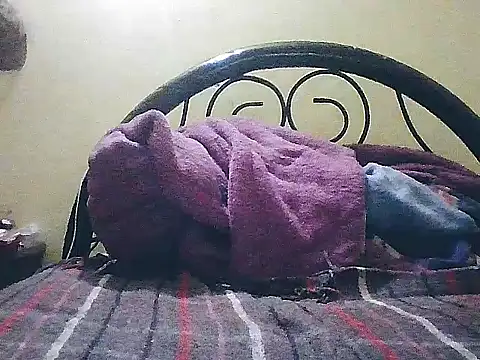 Snapshot of jorgexsuil2hh chatting on November 25, 2025, 6:30 pm jorgexsuil2hh online show from November 25, 2025, 6:30 pm