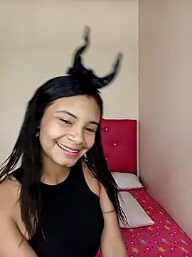 Snapshot of liz7skinny chatting on September 8, 2025, 6:29 pm liz7skinny online show from September 8, 2025, 6:29 pm