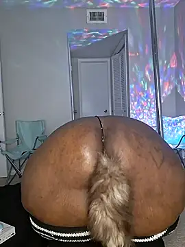 Thickkemzz41 online show from September 10, 2025, 11:48 pm