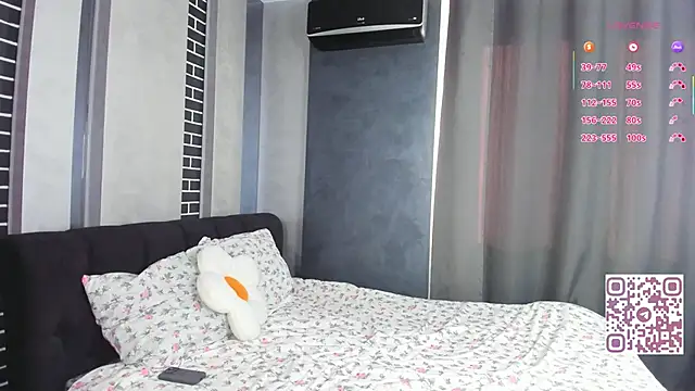 ElvinaRose online show from September 18, 2025, 3:42 am