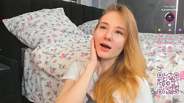 ElvinaRose online show from September 16, 2025, 3:40 am