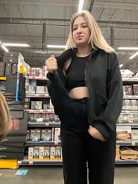 Cum girlss online show from November 7, 2025, 3:22 am