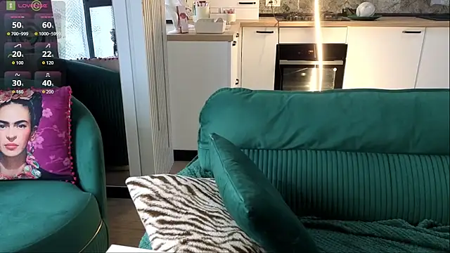 Goddess Alaska online show from November 20, 2025, 7:09 am