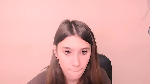 RosaRay  online show from November 28, 2025, 7:41 am