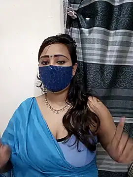 Snapshot of Mow_955 chatting on October 12, 2025, 6:31 pm Mow 955 online show from October 12, 2025, 6:31 pm