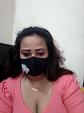 Snapshot of Mow_955 chatting on February 18, 2026, 5:53 pm Mow 955 online show from February 18, 2026, 5:53 pm