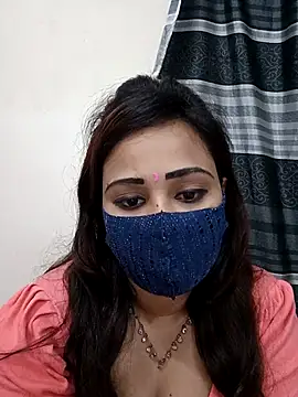 Snapshot of Mow_955 chatting on October 7, 2025, 7:04 pm Mow 955 online show from October 7, 2025, 7:04 pm