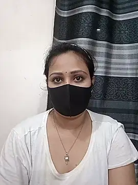 Snapshot of Mow_955 chatting on October 26, 2025, 7:47 pm Mow 955 online show from October 26, 2025, 7:47 pm