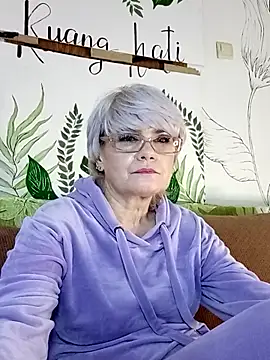 Snapshot of Catty_Lady chatting on February 3, 2026, 7:30 pm Catty Lady online show from February 3, 2026, 7:30 pm