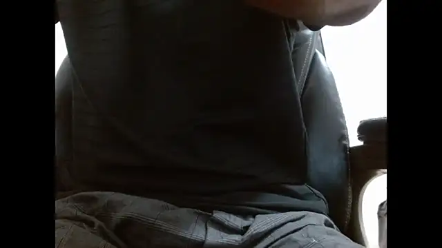 pranastro00 online show from December 16, 2025, 11:36 am