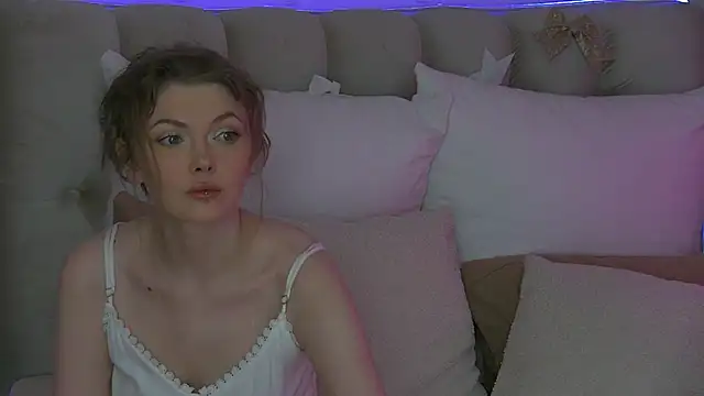 miamunn online show from November 18, 2025, 12:26 am